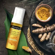 Neutrogena Curcuma Clear uklidňující čisticí pěna